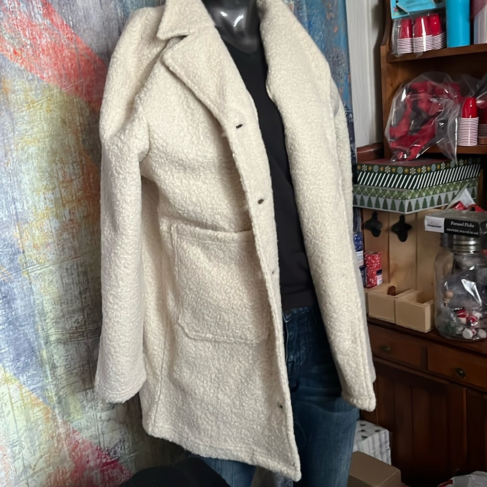 Longer magnolia boucle coat
